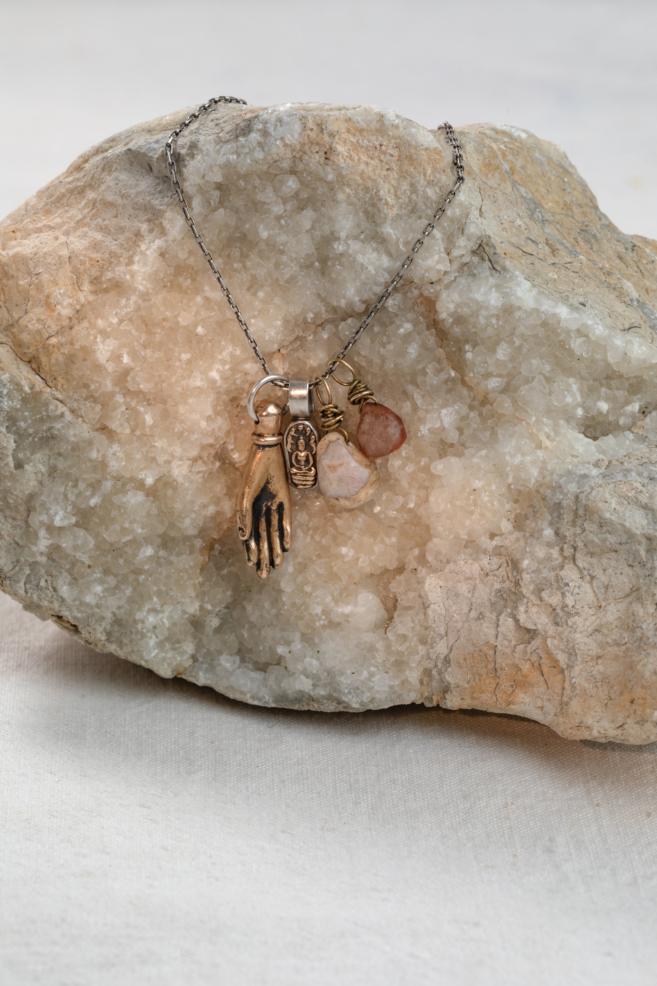 Collier Mina